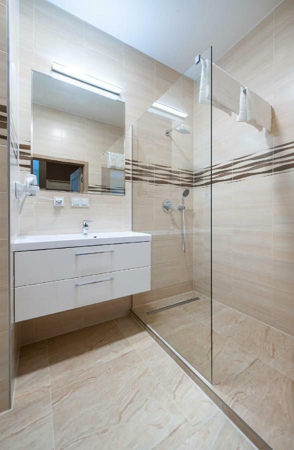 Awangarda Home Apartment Warszawa Eksteriør billede