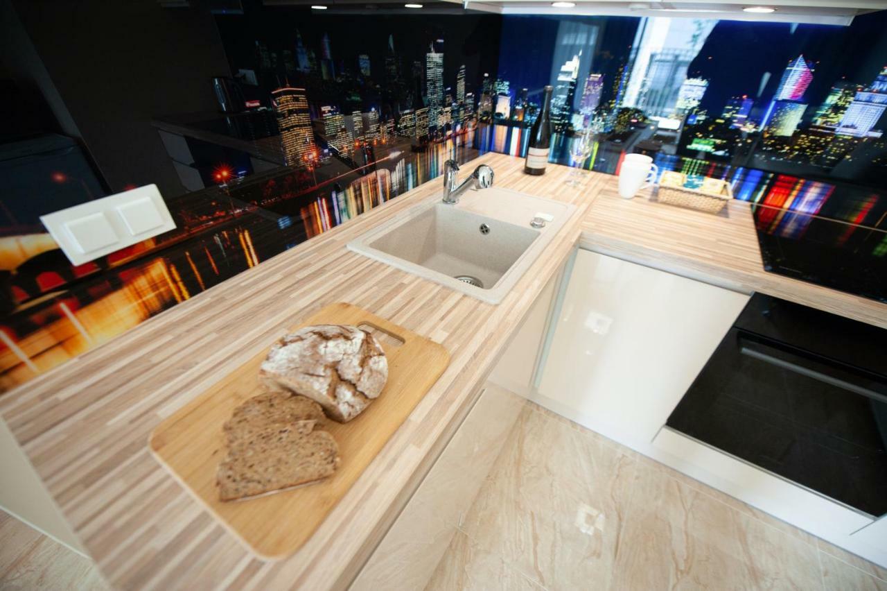 Awangarda Home Apartment Warszawa Eksteriør billede